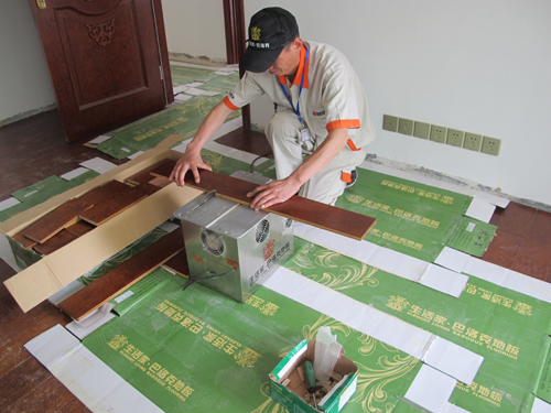 說(shuō)明: 無(wú)塵安裝.jpg